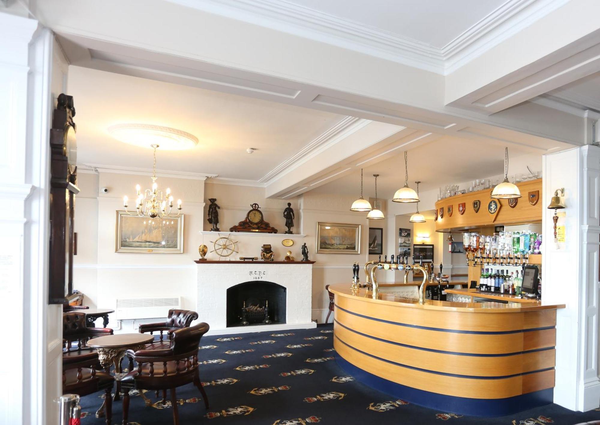 Hotel Royal Temple Yacht Club à Ramsgate Extérieur photo