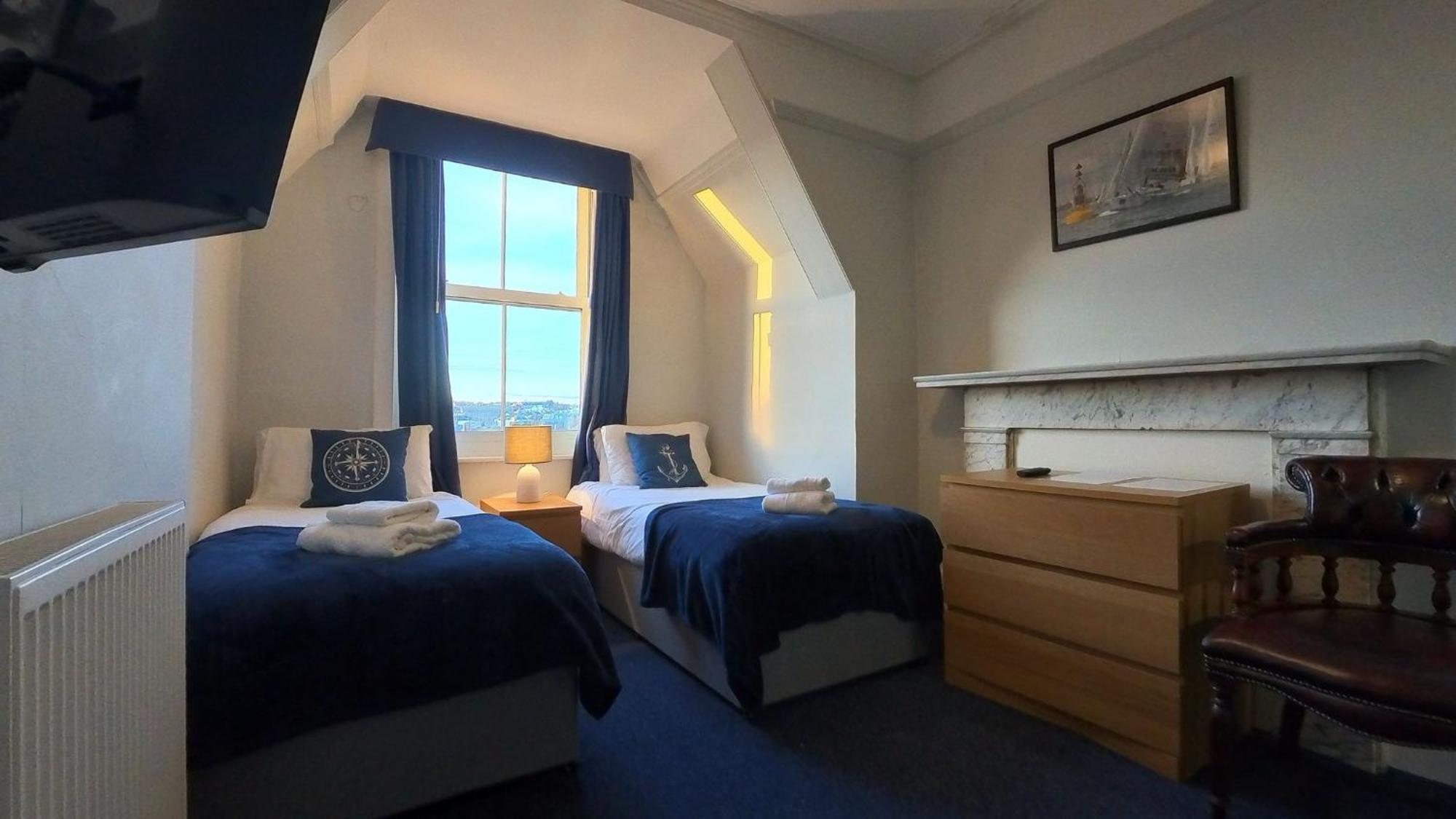 Hotel Royal Temple Yacht Club à Ramsgate Extérieur photo