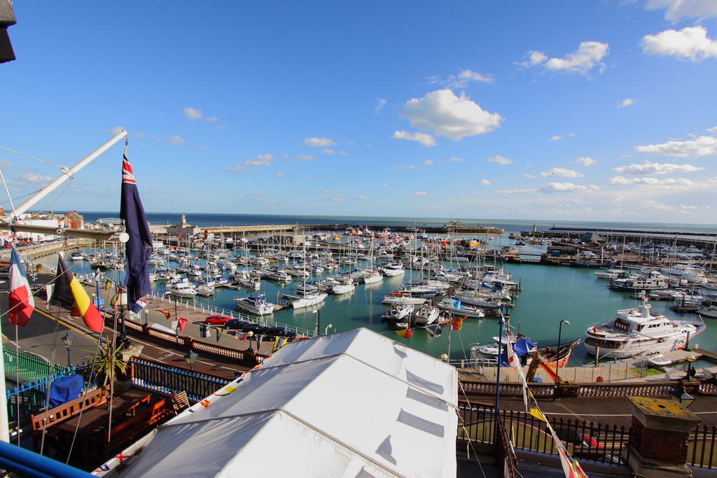 Hotel Royal Temple Yacht Club à Ramsgate Extérieur photo