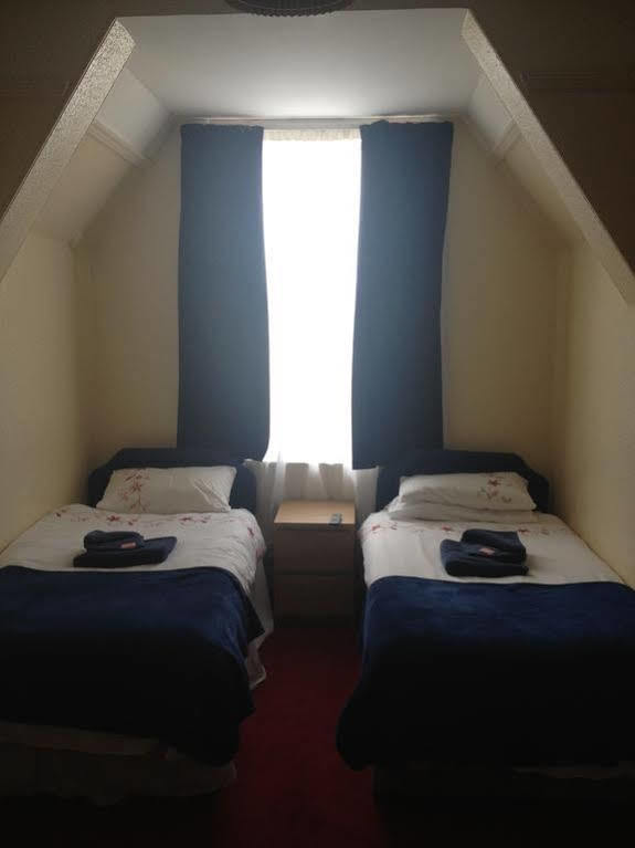 Hotel Royal Temple Yacht Club à Ramsgate Extérieur photo